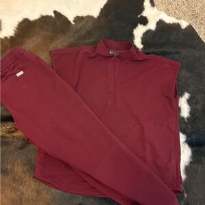 Figs Technical Collection in maroon